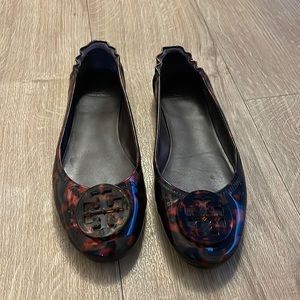Tory Burch Minnie Travel Flat in tortoise